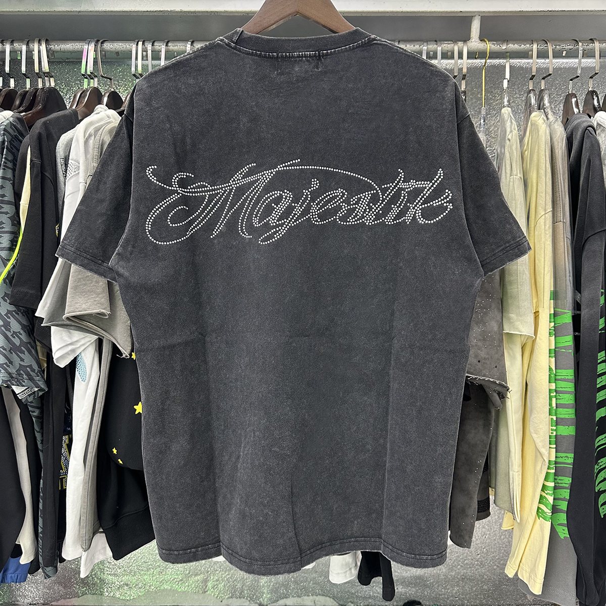 MAJESTIK Bulldog Football Rhinestone Cropped T-Shirt ¡ª context