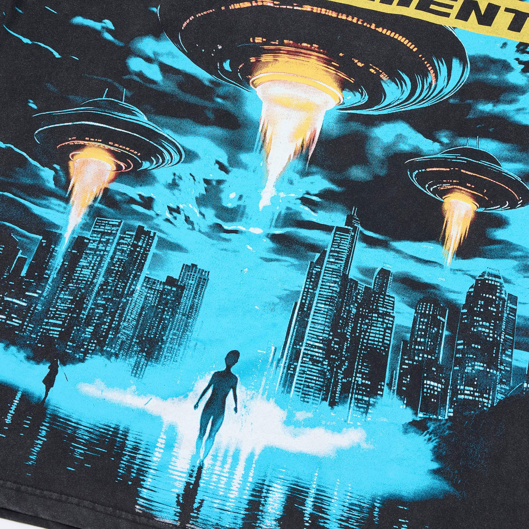 MAJESTIK UFO City Graphic Short-Sleeve T-Shirt ¡ª detail