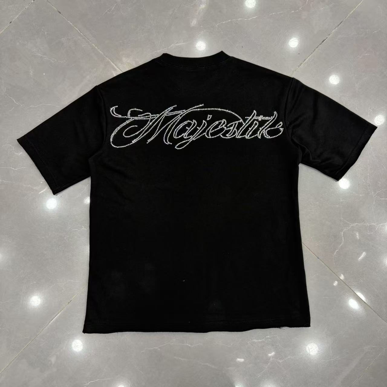 MAJESTIK Script Graphic Short-Sleeve T-Shirt ¡ª front